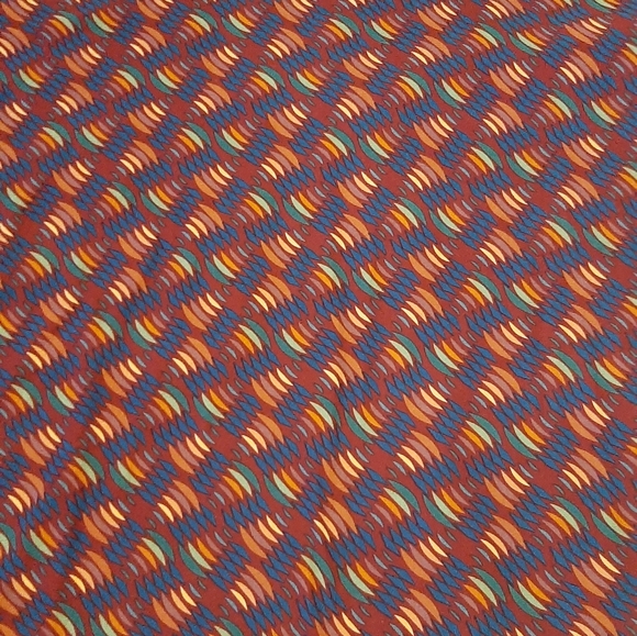 NWT! LuLaRoe Irma-M Tunic with a Unique Design - Picture 8 of 14